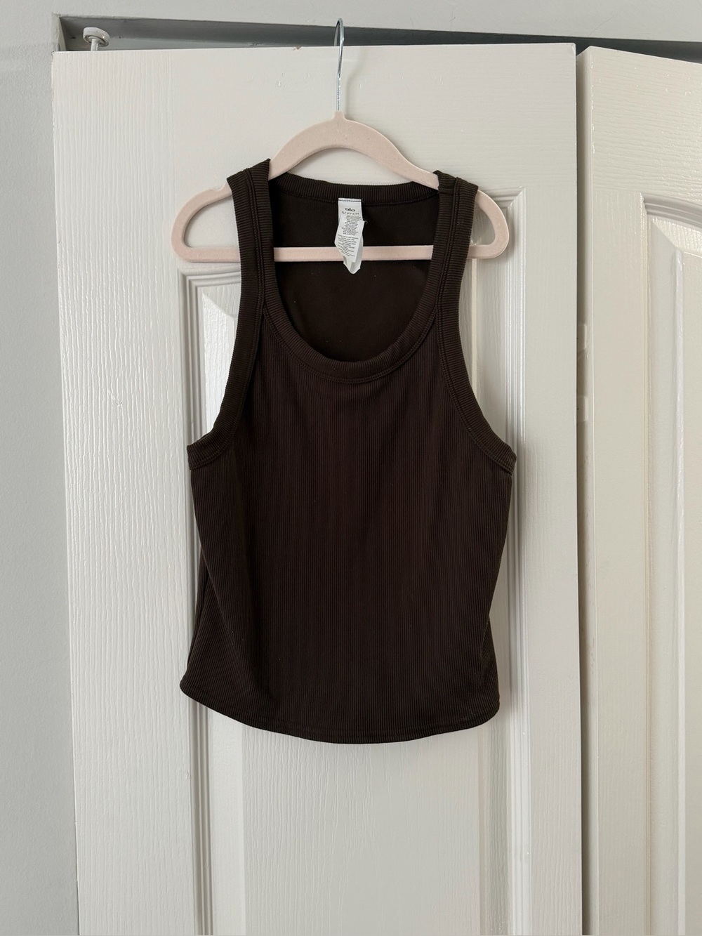 ALO Yoga Ribbed Racerback Crop Tank Top - Picture 4 of 4
